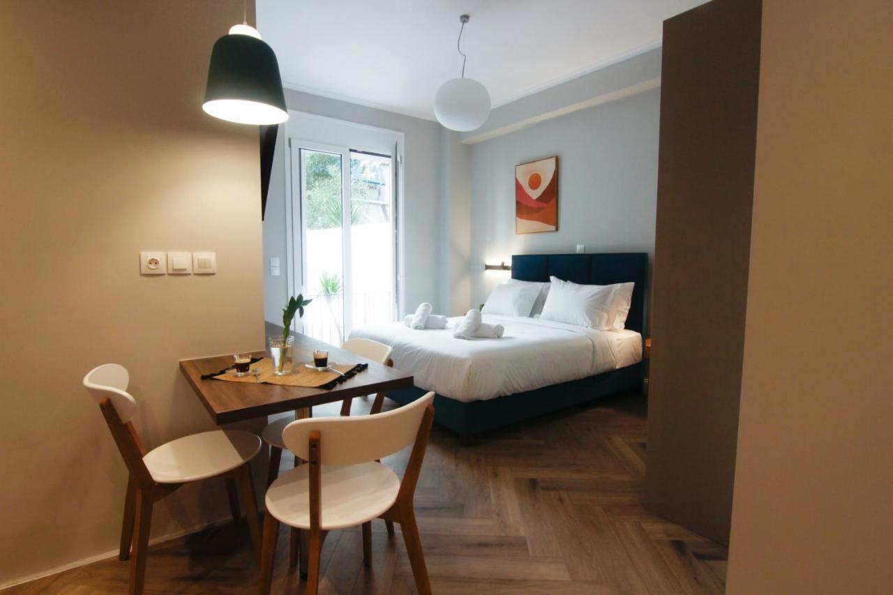 Patio Apartment Near Metro & Acropolis Athen Eksteriør bilde