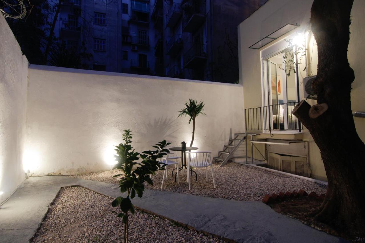 Patio Apartment Near Metro & Acropolis Athen Eksteriør bilde
